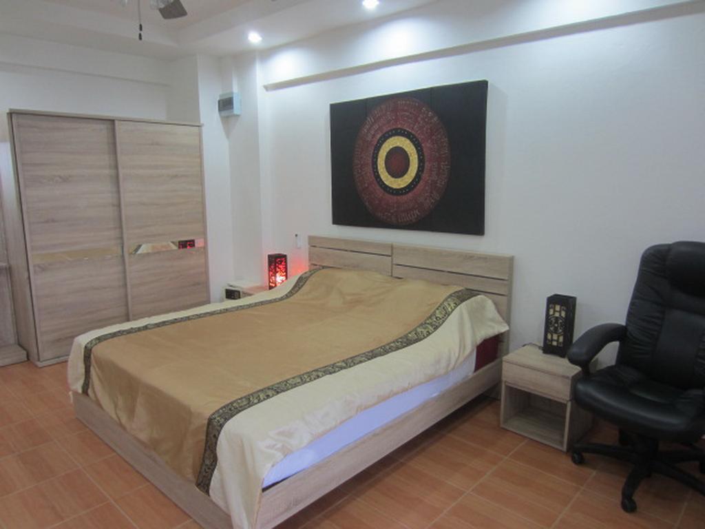 Dao Studio Apartments Patong Exteriör bild