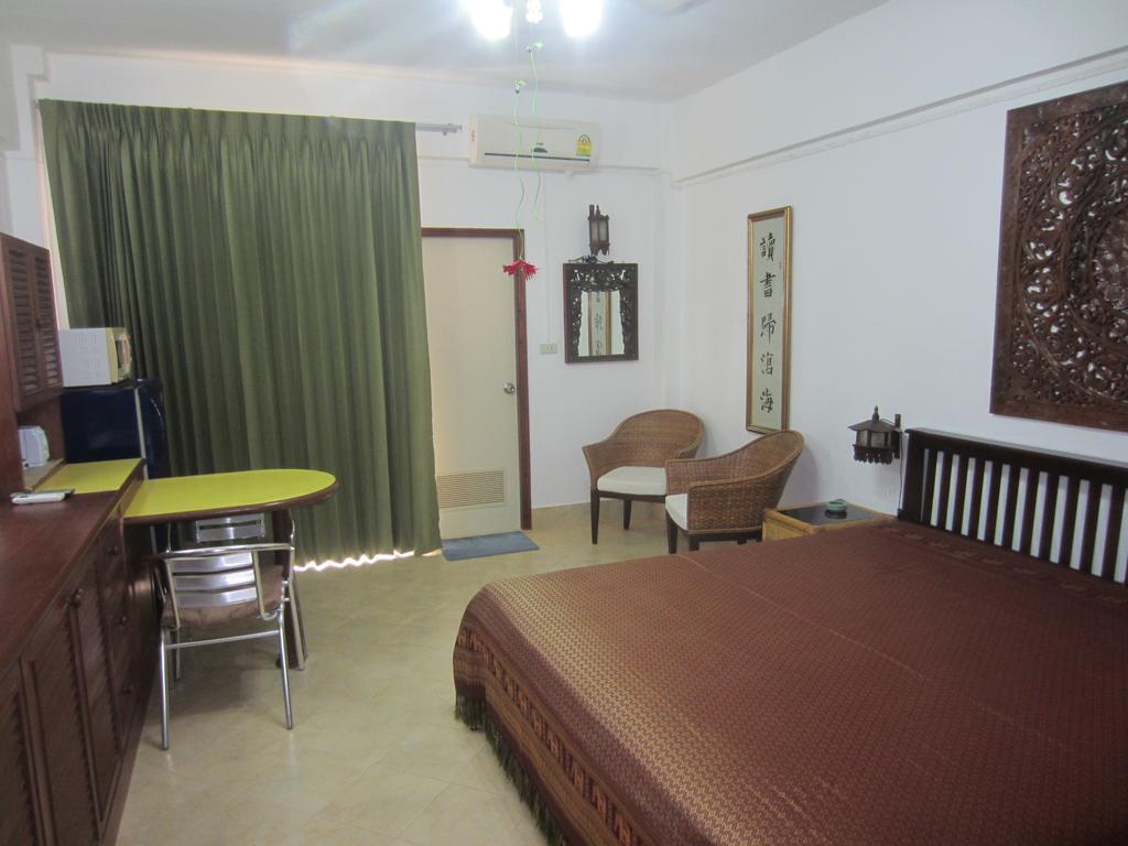 Dao Studio Apartments Patong Exteriör bild