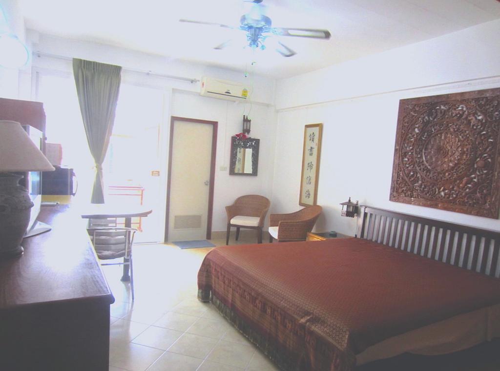 Dao Studio Apartments Patong Exteriör bild